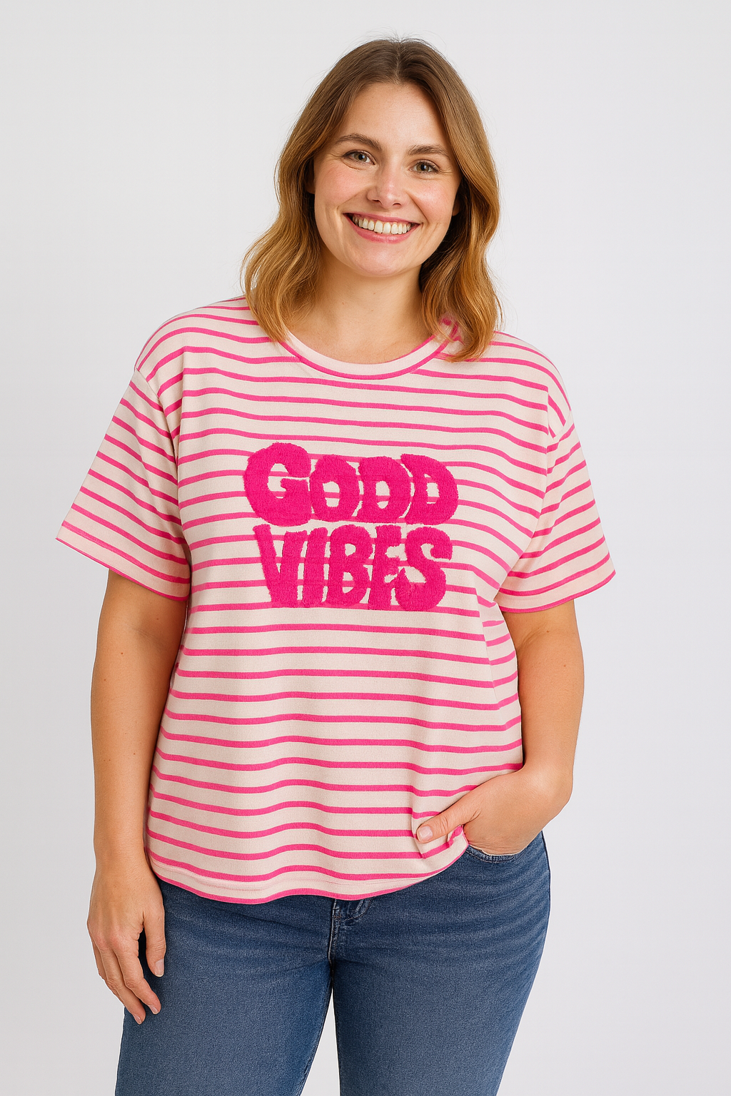 T-Shirt Good Vibes – Stripes & Statement