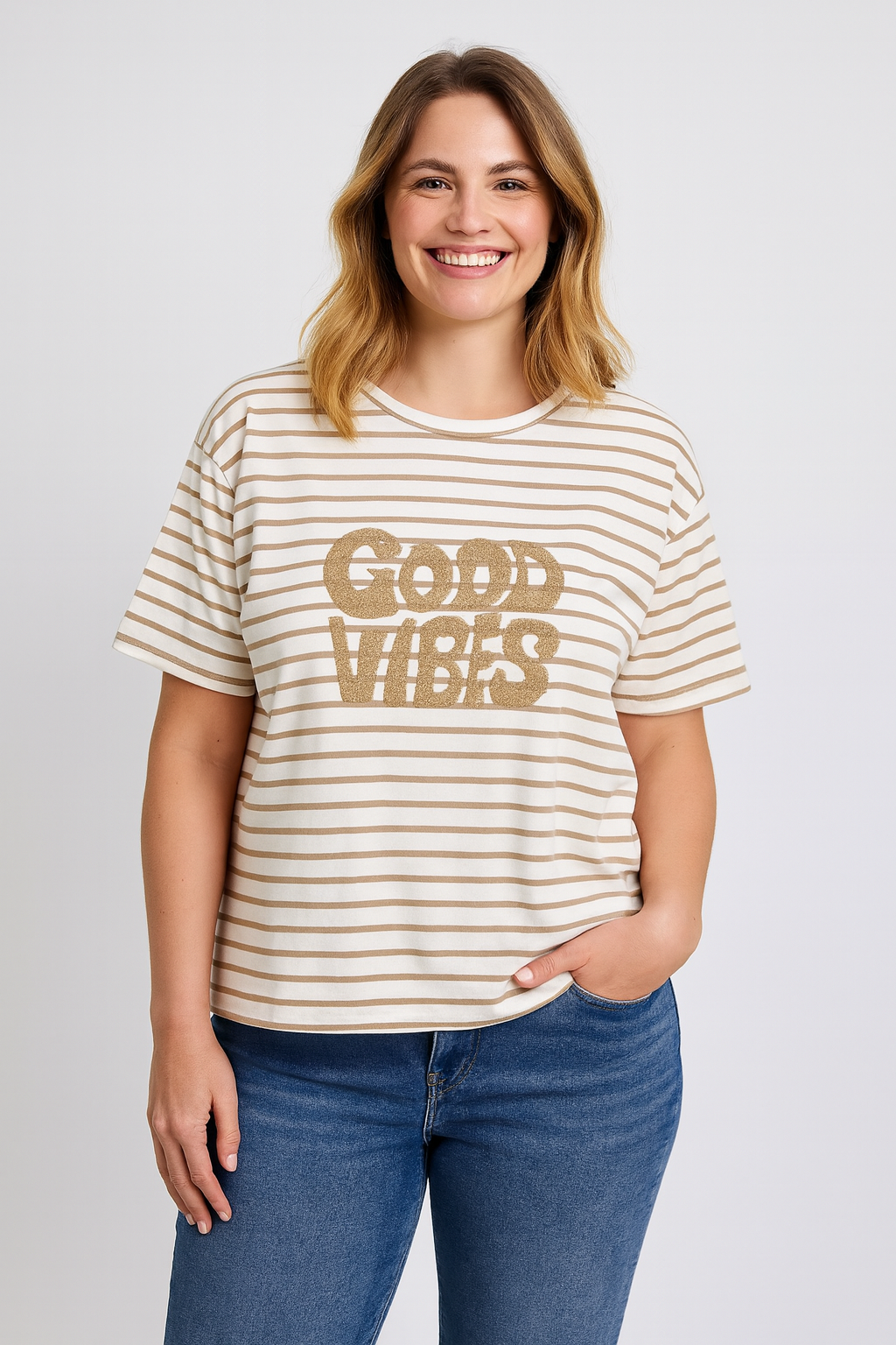 T-Shirt Good Vibes – Stripes & Statement