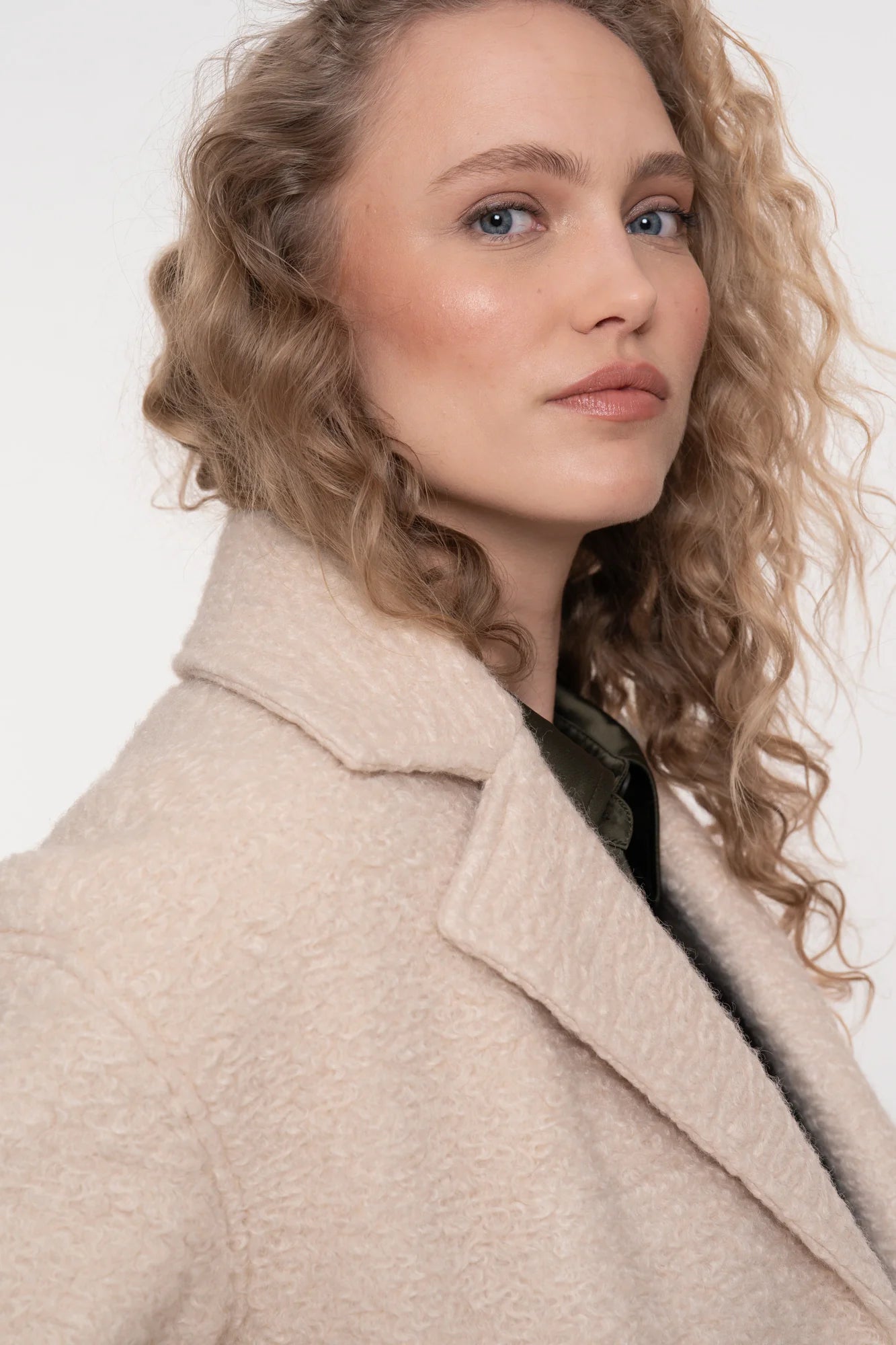 Geisha Damen-Doppelreihiger Subyard-Mantel